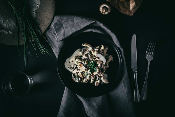 PILZ-HÄHNCHEN-GESCHNETZELTES