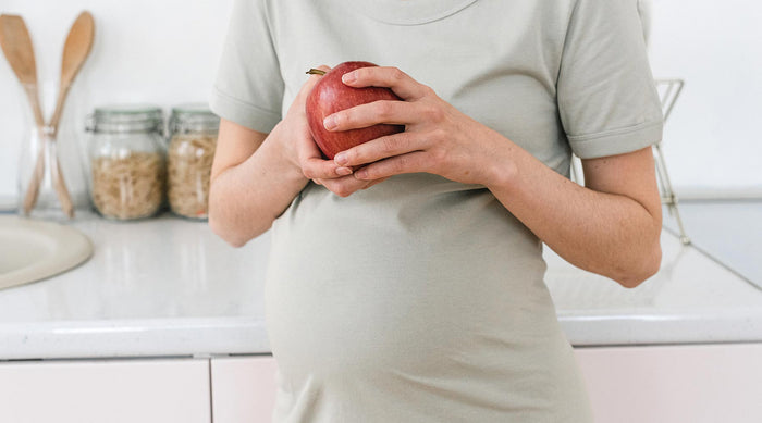 Schwangerschaft: Heißhunger vermeiden durch gesunde Ernährung und gelegentliche Sünden