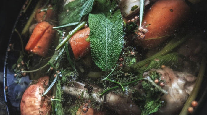 Knochenbrühe: Das Ultimative Rezept zum Zuhause kochen